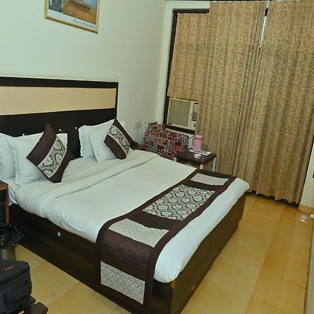 Goyal Plaza Hotel 5 Mint. Waling Distance From Pushkar Lake Zewnętrze zdjęcie