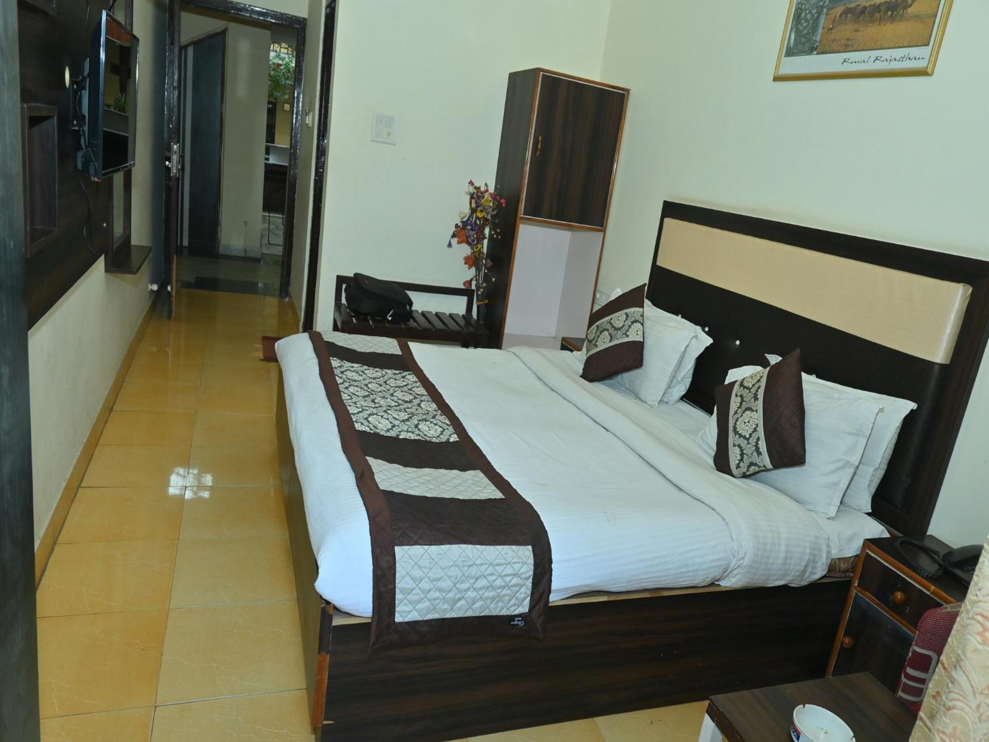 Goyal Plaza Hotel 5 Mint. Waling Distance From Pushkar Lake Zewnętrze zdjęcie