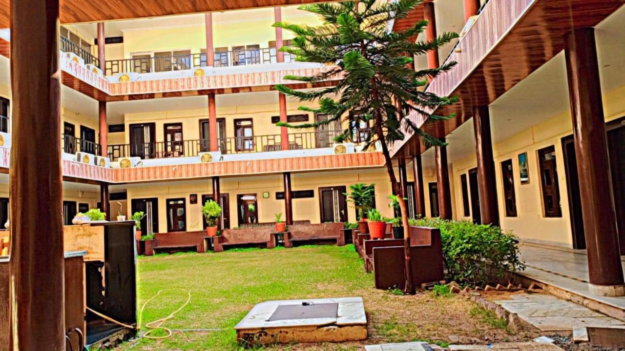 Goyal Plaza Hotel 5 Mint. Waling Distance From Pushkar Lake Zewnętrze zdjęcie